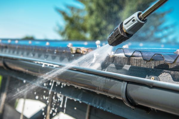 Cost of Gutter Pressure Washing in Orlando