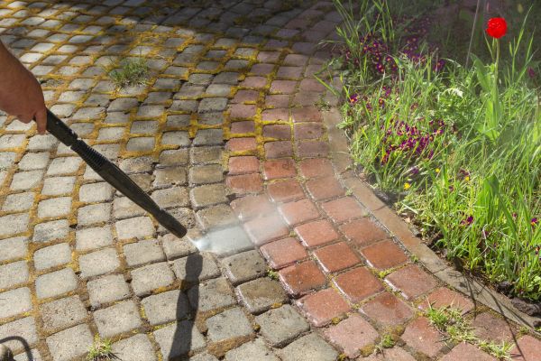 Cost of Walkway Cleaning Service in Orlando