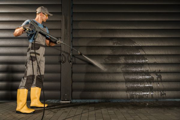 Cost of Garage Power Washing in Orlando