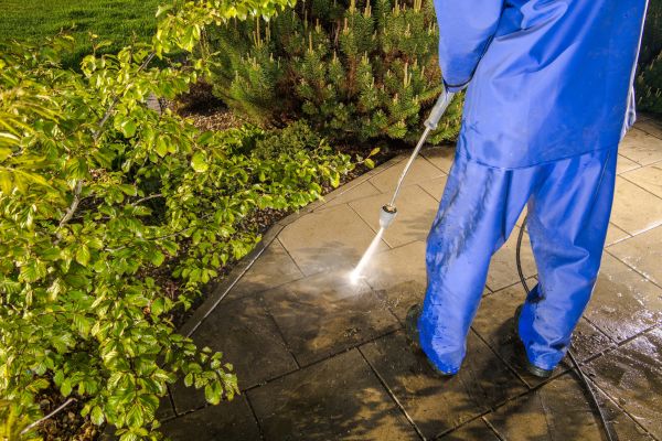 Cost of Hardscape Cleaning in Orlando