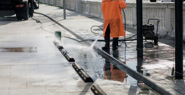 Cost of Parking Lot Pressure Washing in Orlando