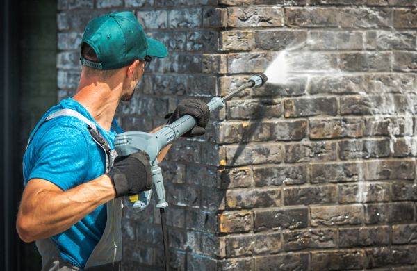 Cost of Brick Wall Cleaning in Orlando