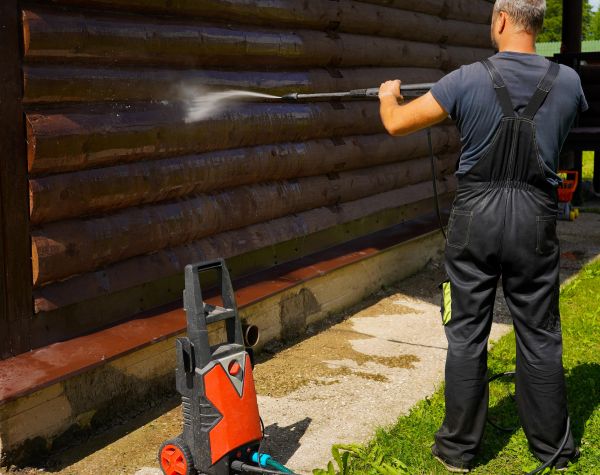 Cost of Log Home Pressure Washing in Orlando