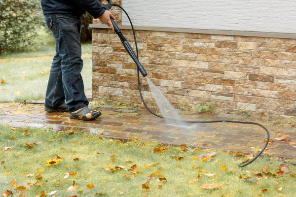 Cost of Residential Powerwashing in Orlando